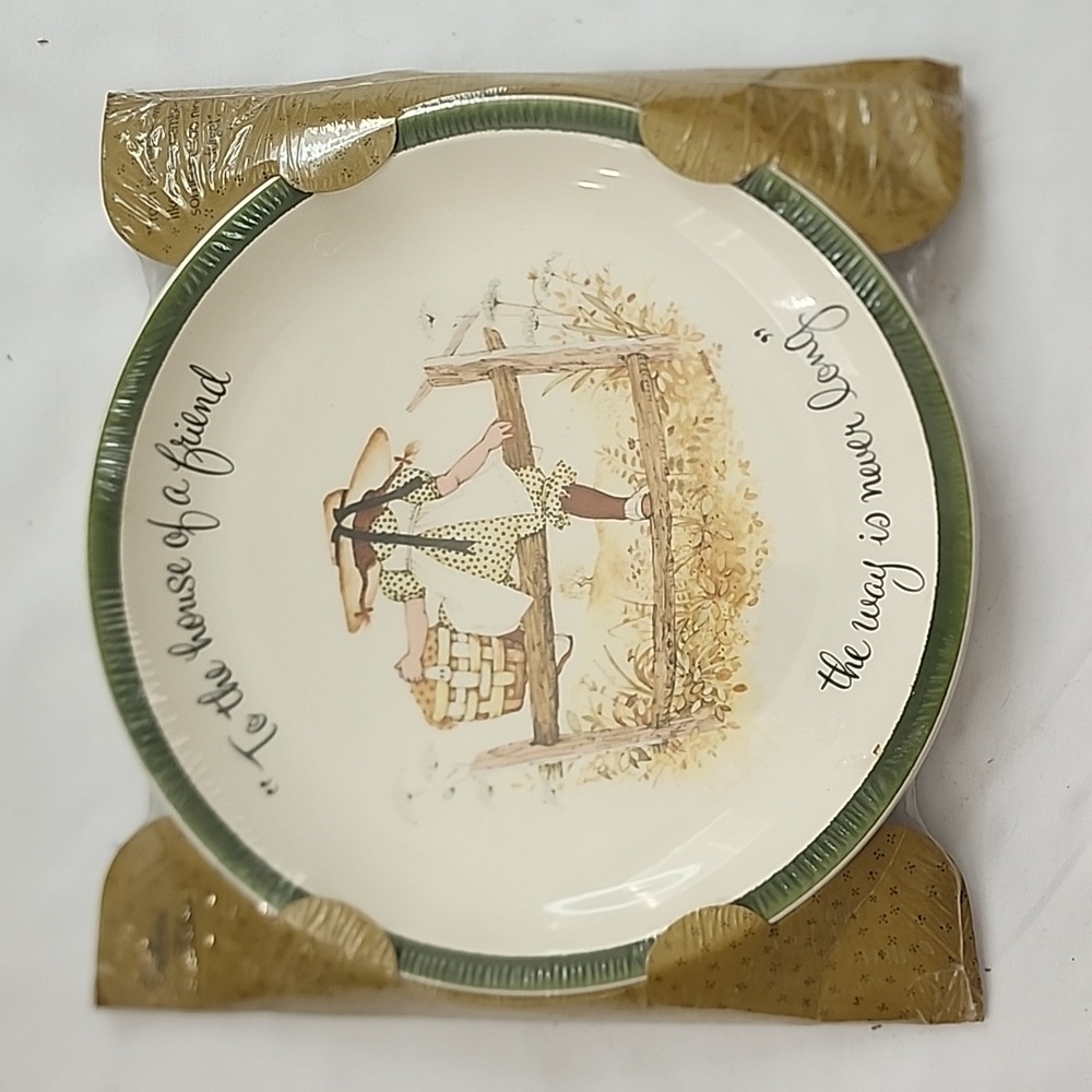 1972 NWT American Greetings Holly Hobbie Collector Edition Display Plate